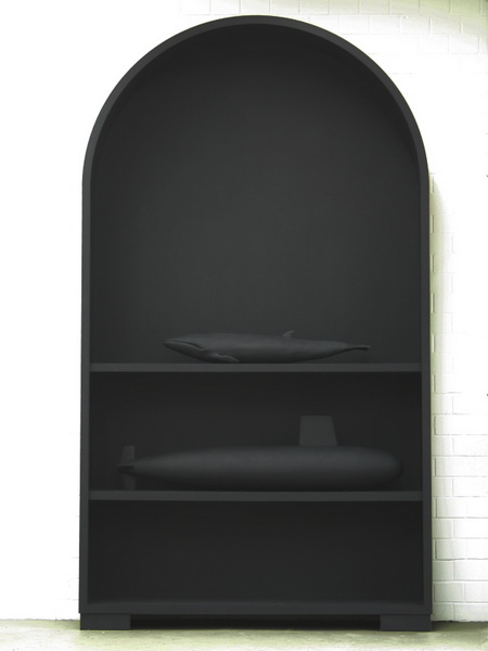 Annika Burbank Schwarzer Schrank FB69 Galerie M�nster